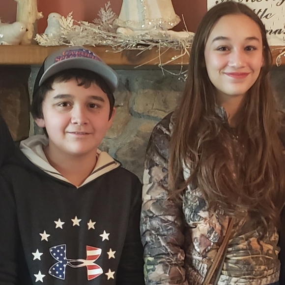 Meet your Posher, Emily - Picture 9 of 9